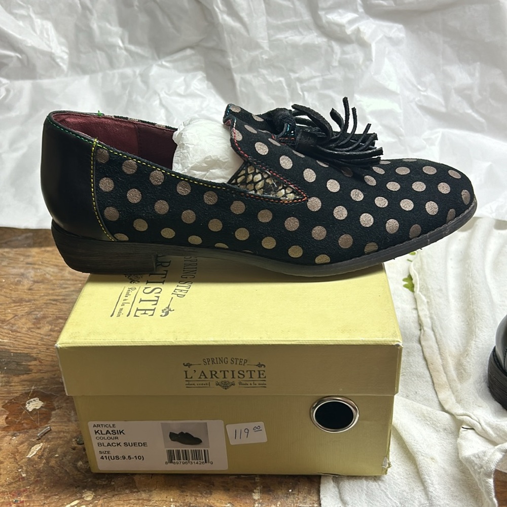 L'ARTISTE Black Polka Dot Women's Shoes - Picture 3 of 5